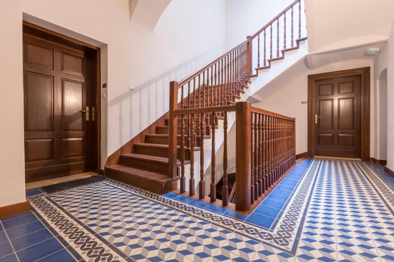 Cadena Gallery Apartments Matejko Краків Екстер'єр фото